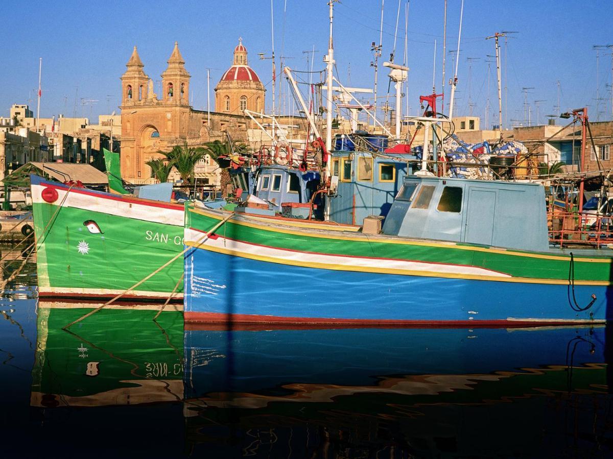 Luxe Apartment With Valletta And Harbour Views Sliema Bagian luar foto