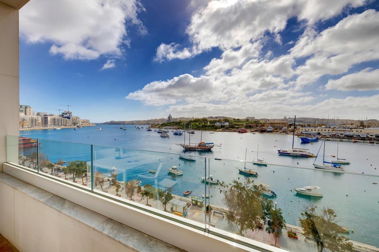 Luxe Apartment With Valletta And Harbour Views Sliema Bagian luar foto